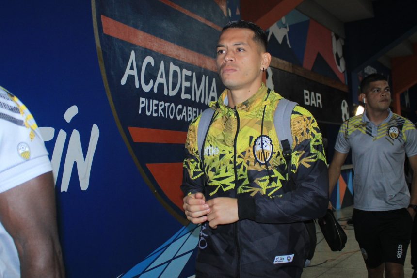 Alejandro Araque, uno de los mejores guardametas de la Liga FUTVE | Cortesía Prensa Deportivo Táchira